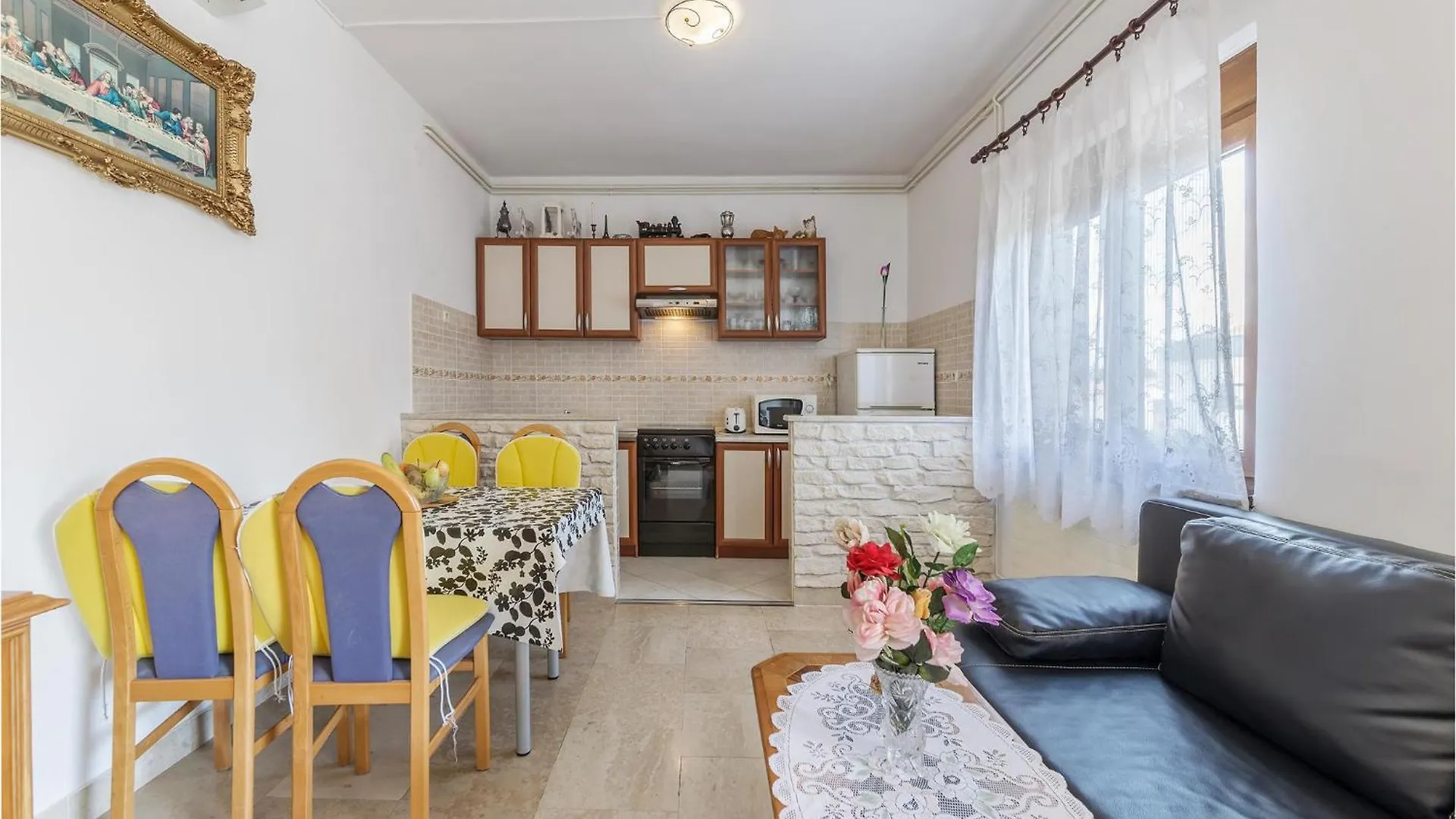 3 Bedroom Nice Apartment In プーラ