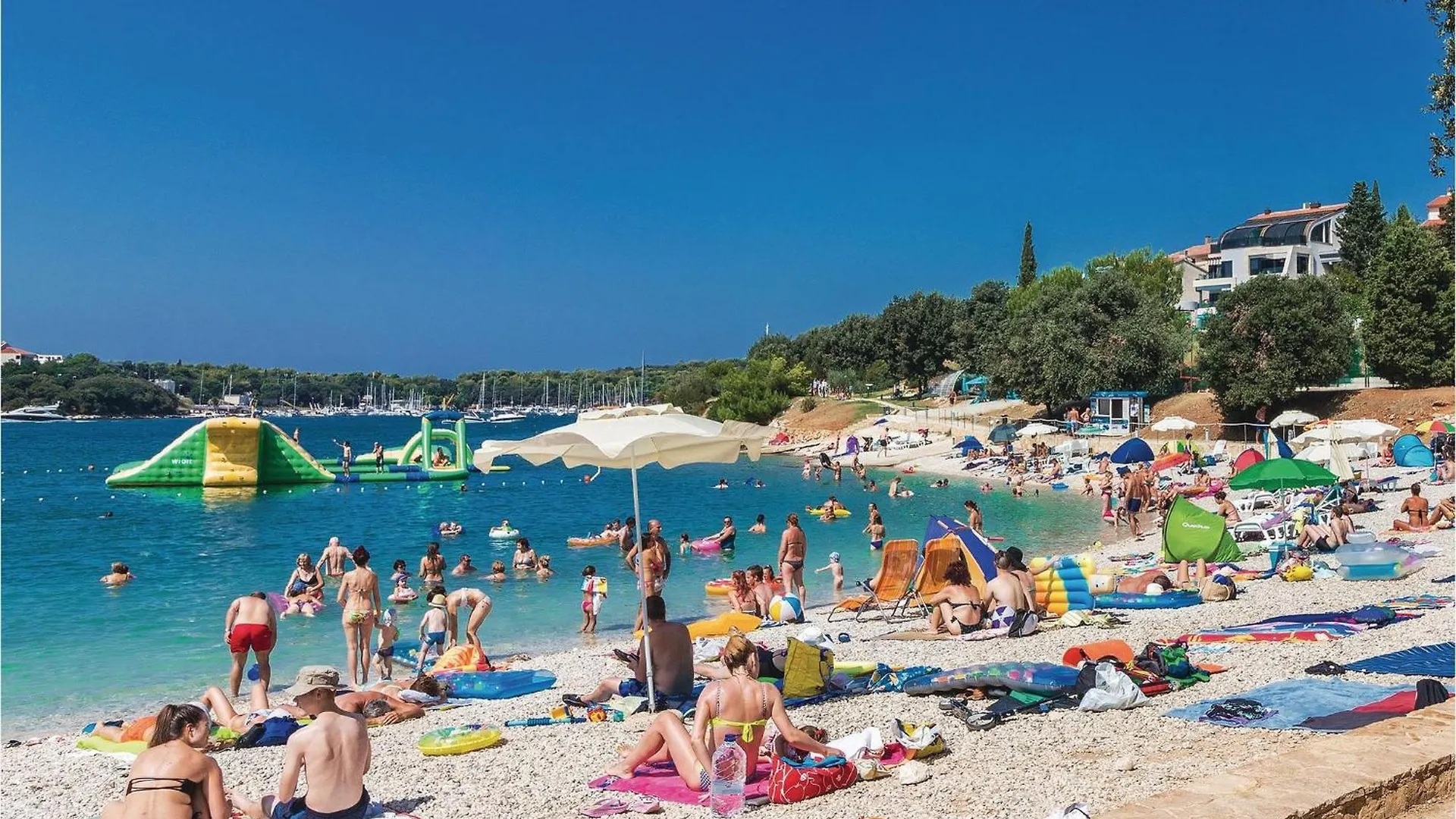3 Bedroom Nice Apartment In Pula